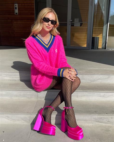 versace shoes outfit